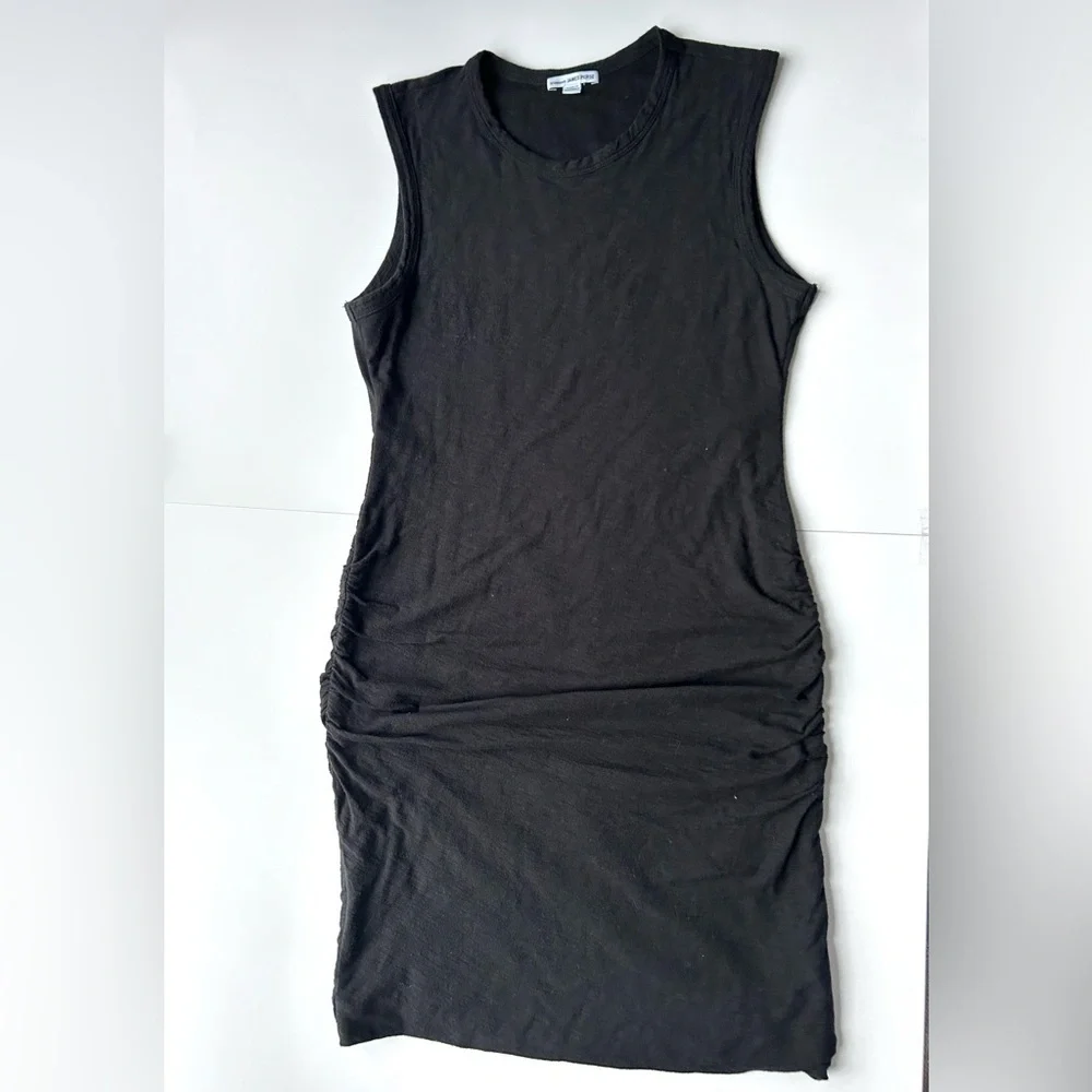 James Perse Sleeveless Black Dress
Ruched Sides Size 2 / medium standard - Picture 2 of 7